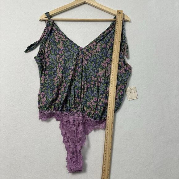 Free People Bare It All Bodysuit Womens Small Floral Lace Shoulder Ties NWT - Picture 10 of 14